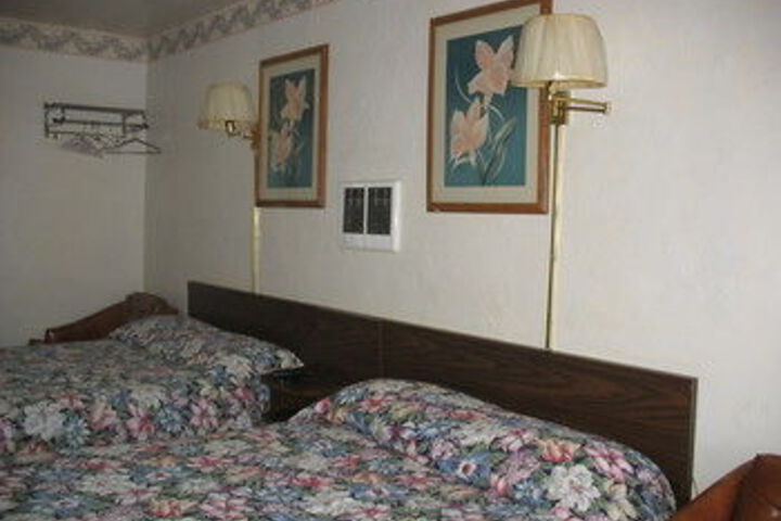 Room 7 of 26