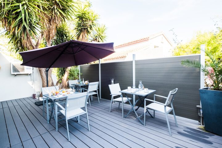 Terrace/Patio 22 of 27