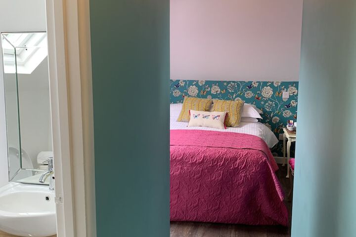Room 13 of 48