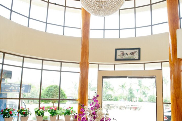 Hotel Interior 4 of 99