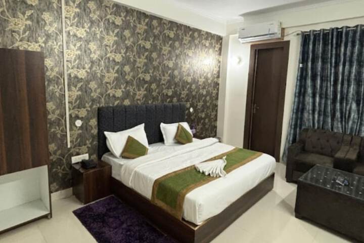 The Bunglo Villa Prayagraj
