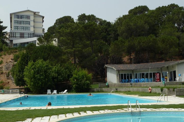 Pool Hotel