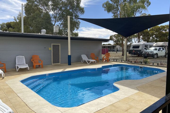 Pool 41 of 50