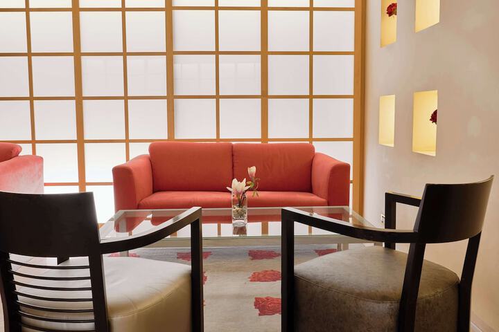 Dining 60 of 80