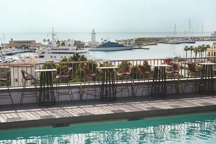 Pools & Facilities