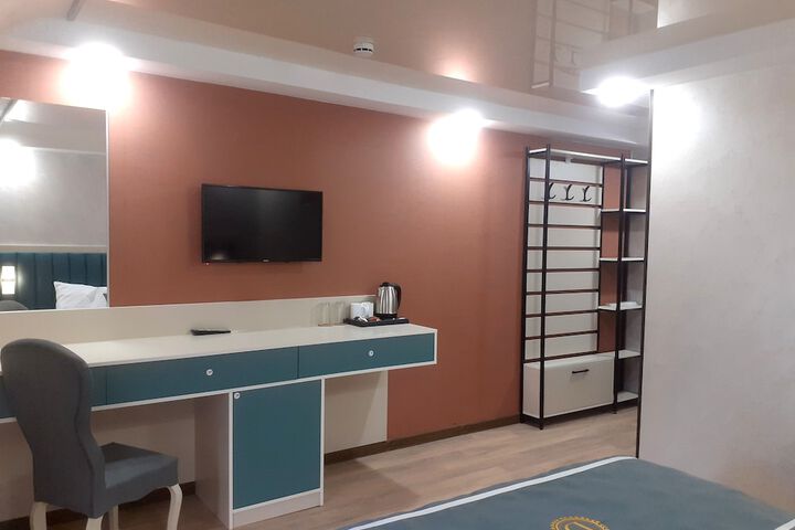 Room 22 of 42