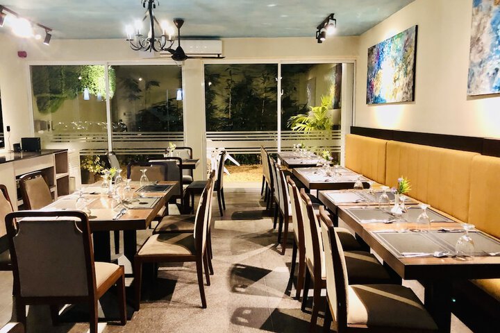 Dining 55 of 66