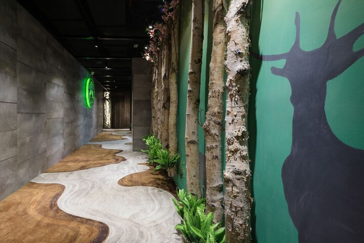 Ballroom/Hall 65 of 70