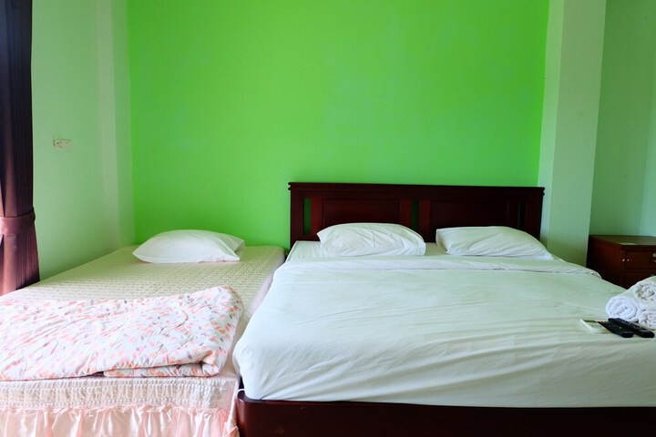 Room 5 of 20