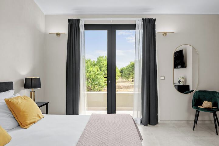 Room 18 of 87