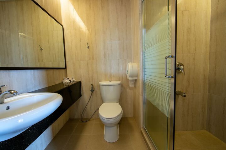 Room 20 of 37