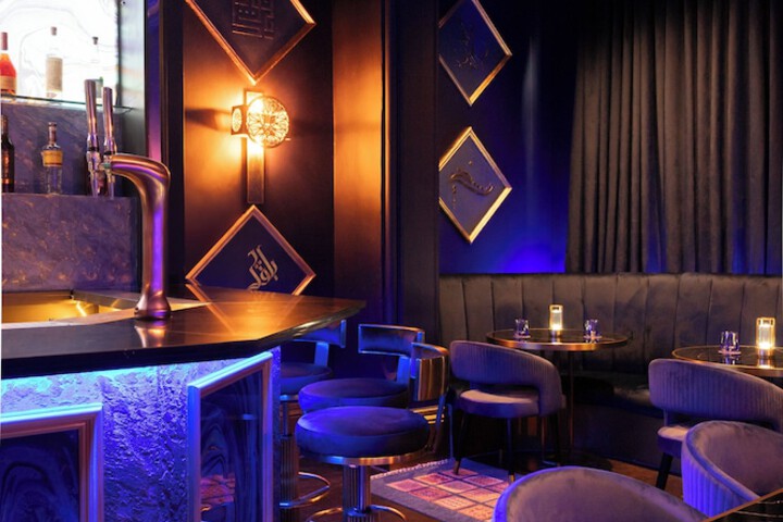 Lounge 94 of 117