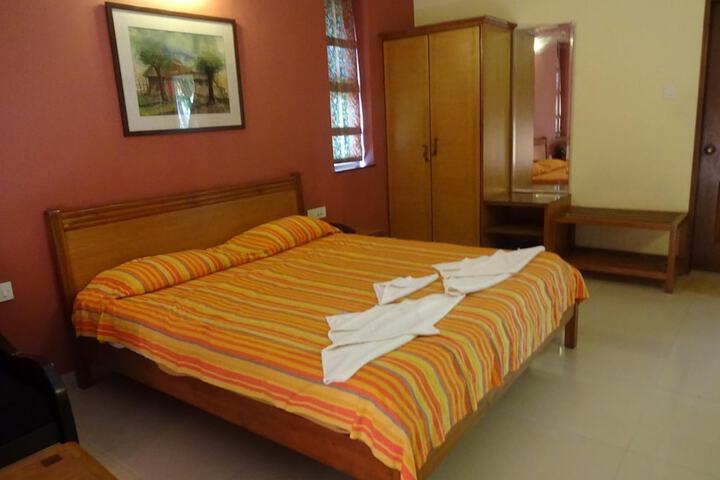 Room 14 of 63