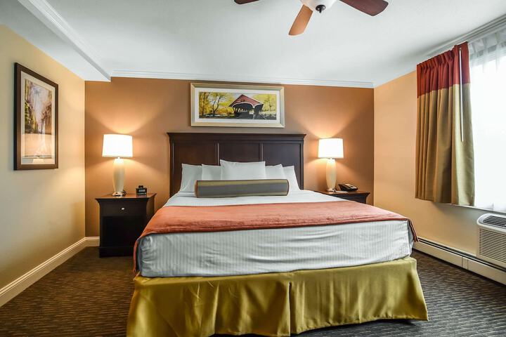 Room 10 of 25