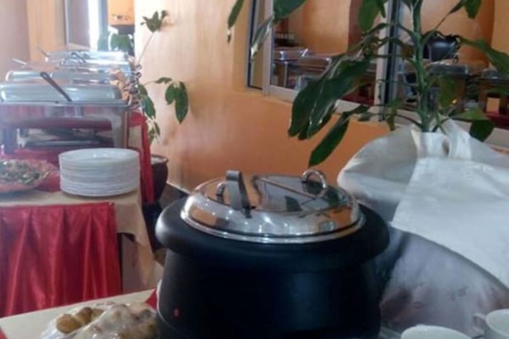 Breakfast/Coffee Service 14 of 25