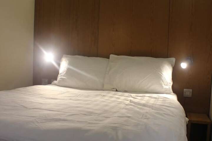Room 14 of 30