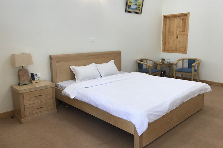 Room 4 of 74