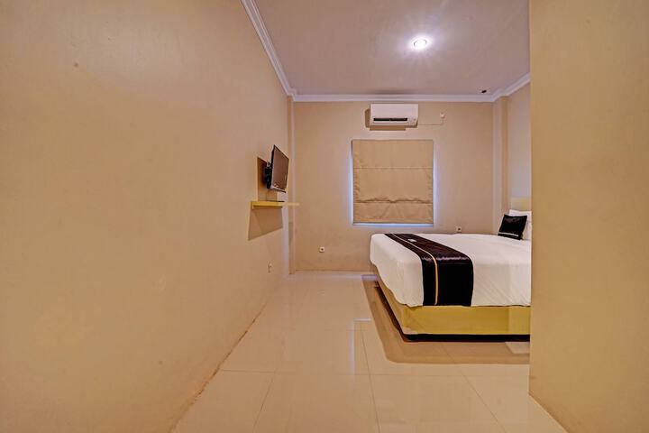 Room 2 of 15