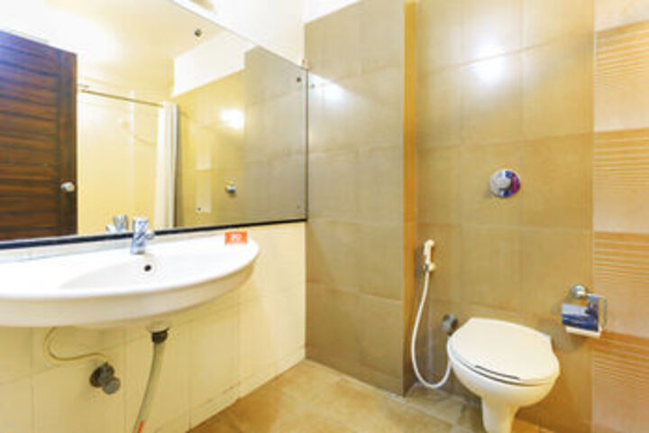 Room 2 of 26