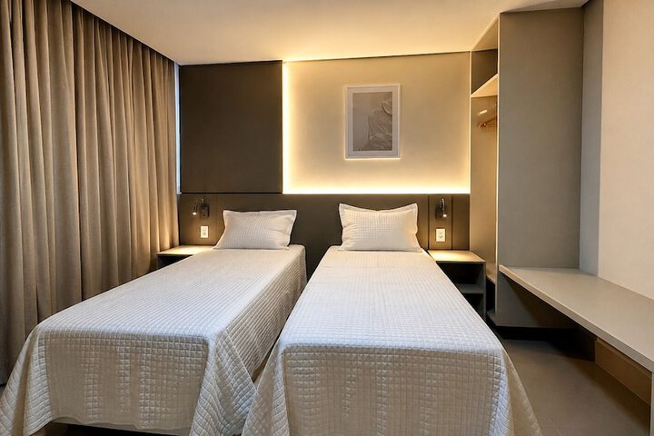 Room 19 of 87
