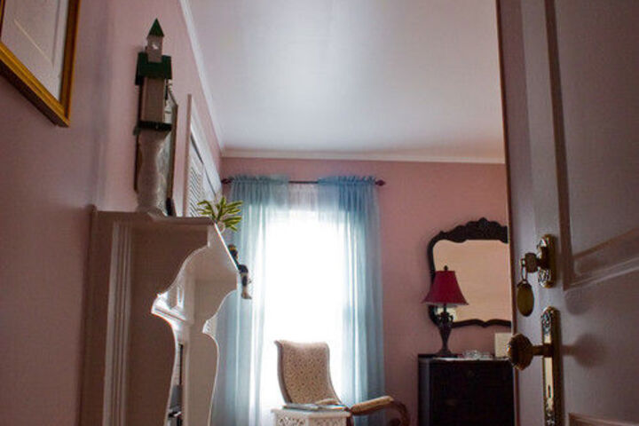 Room 59 of 143