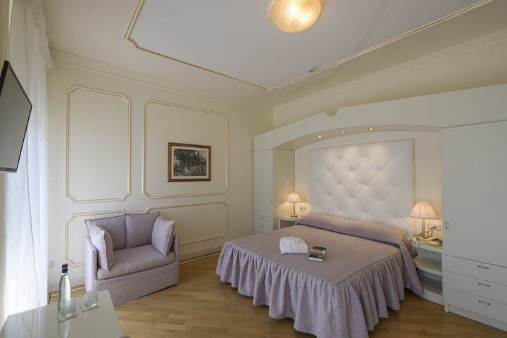 Room 14 of 62