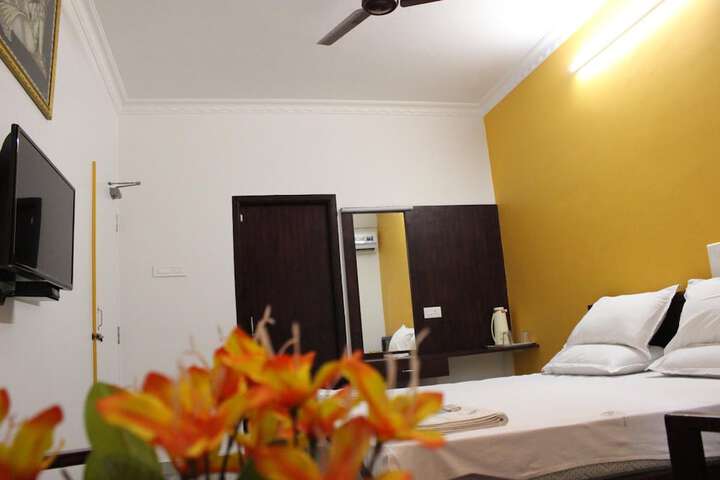 Room 5 of 29