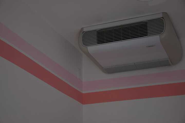 Room 18 of 34