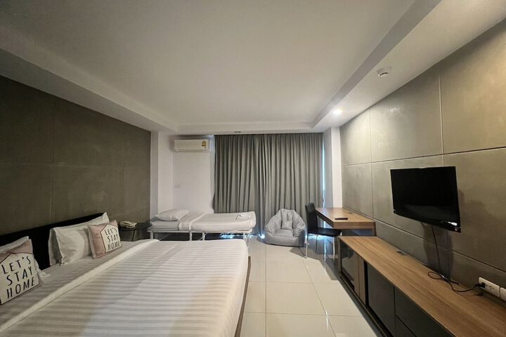 Room 31 of 65