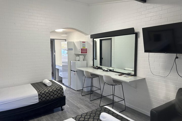 Room 8 of 72
