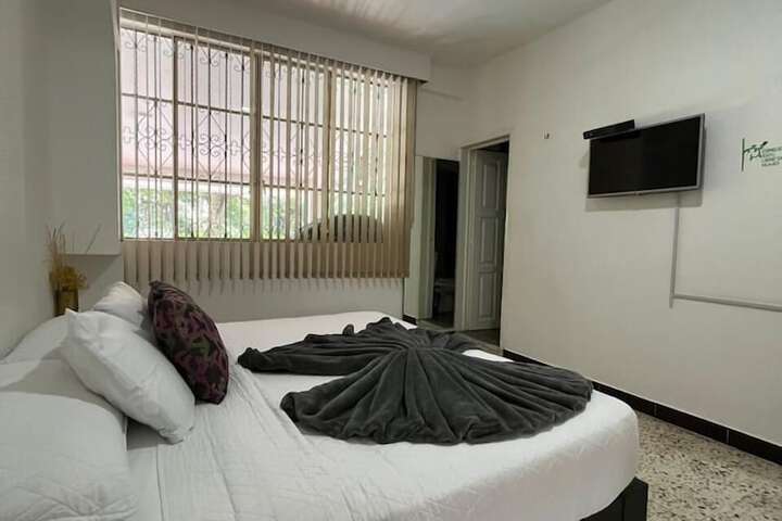 Room 48 of 165
