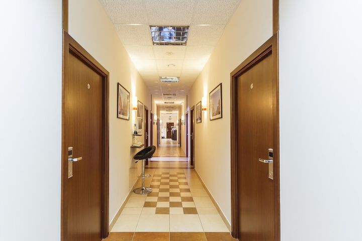 Ballroom/Hall 38 of 43