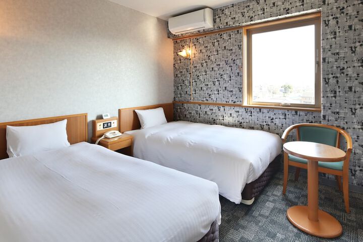 Room 15 of 45