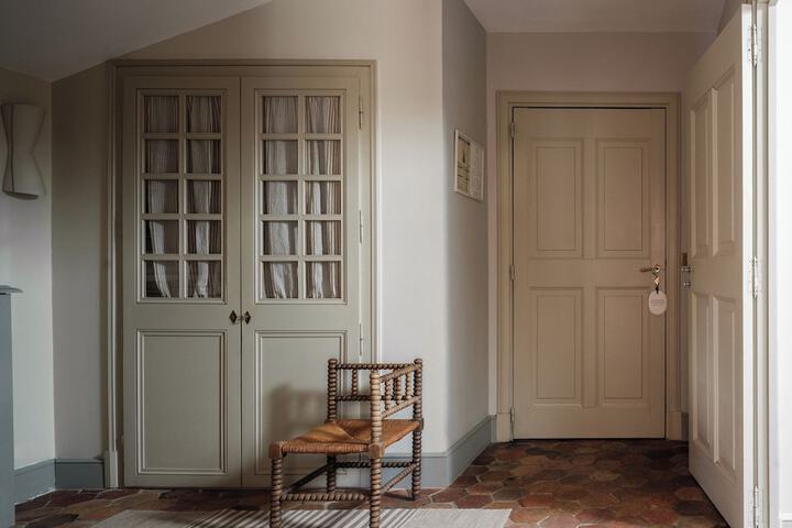 Room 69 of 167
