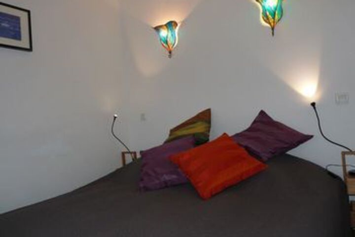 Room 7 of 24