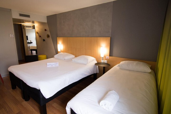 Room 29 of 132