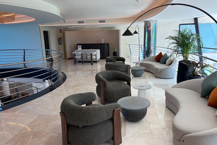 Hotel Interior 6 of 174