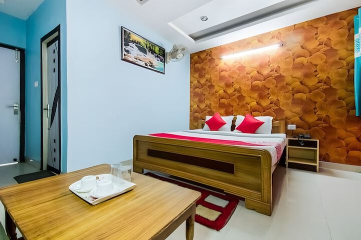 Room 10 of 26