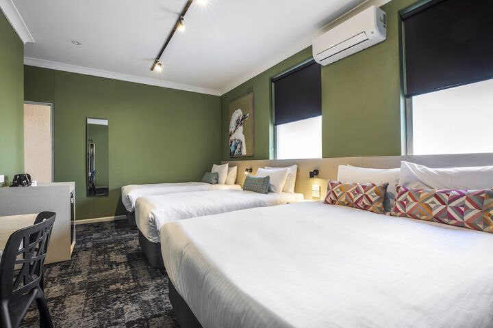 Room 5 of 67