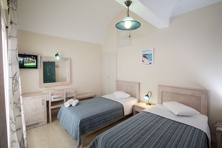 Room 18 of 46