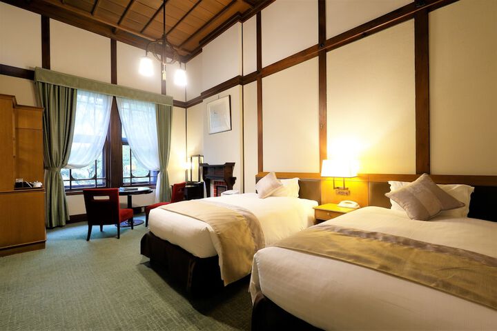 Room 49 of 120