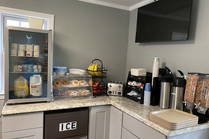 Breakfast area