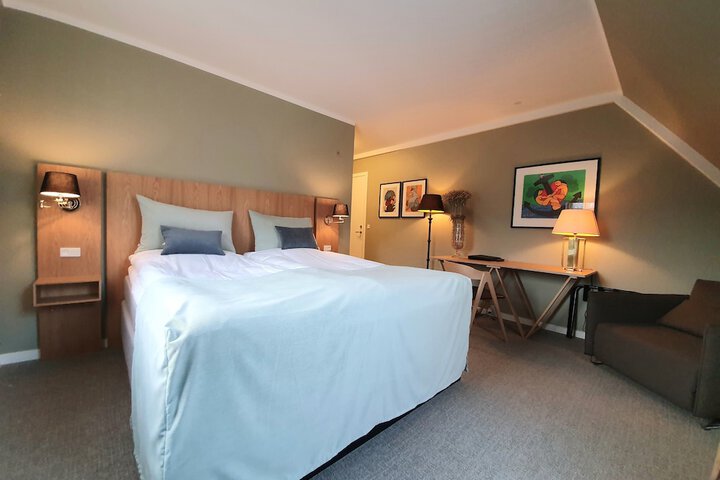 Room 20 of 53