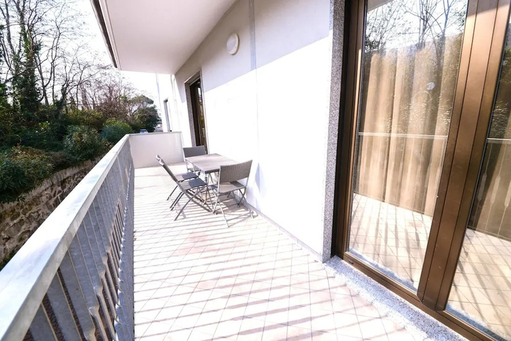 Terrace/Patio 7 of 18