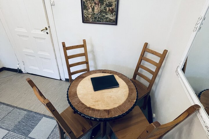 Room 11 of 64