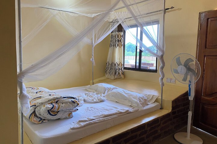 Room 6 of 20
