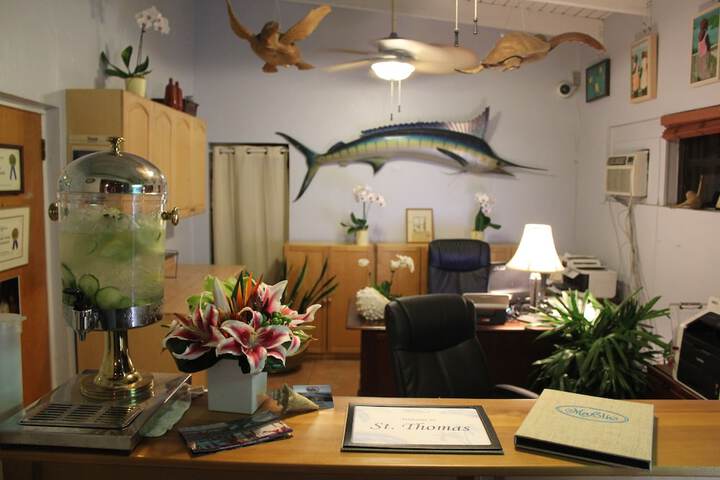 Guest Lobby