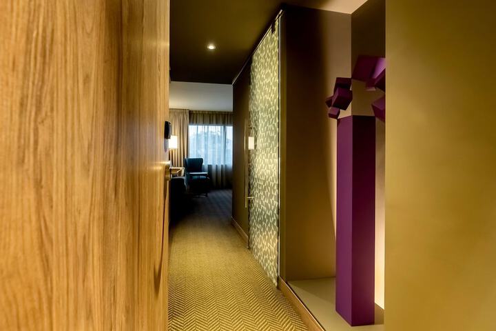 Room 27 of 116