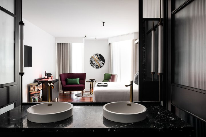 Room 41 of 87