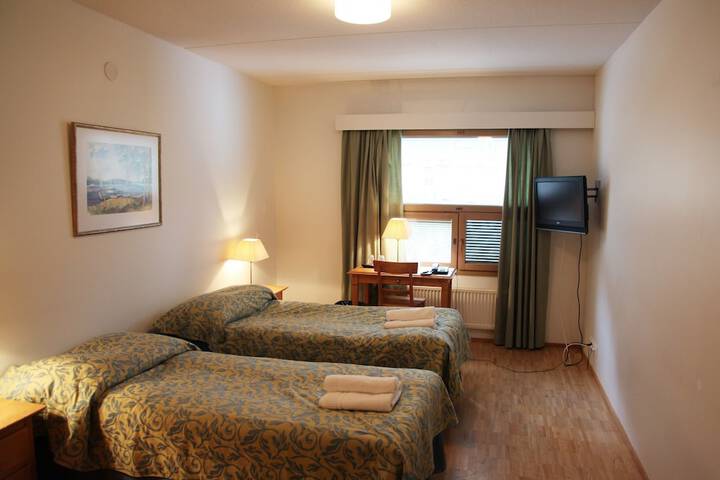 Room 4 of 60